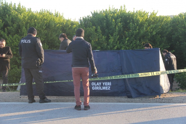 Korkunç! İple boğarak öldürdüler, cesedi yol kenarına attılar