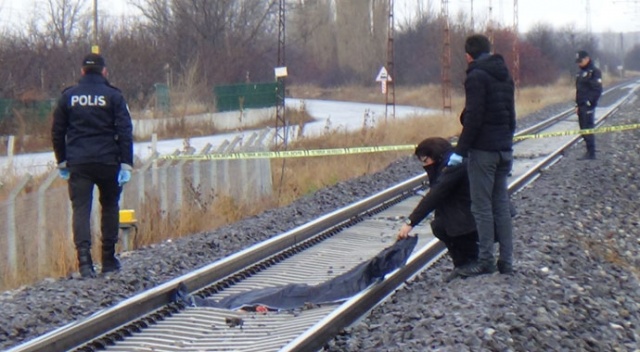 Korkunç olay! Tren raylarında parçalanmış kadın cesedi bulundu