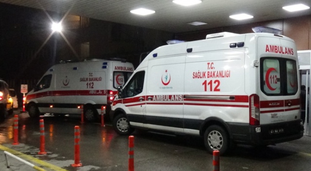 Kucağında çocuğuyla saldırıya uğrayan kadın hayatını kaybetti Kucağında çocuğuyla saldırıya uğrayan kadın hayatını kaybetti