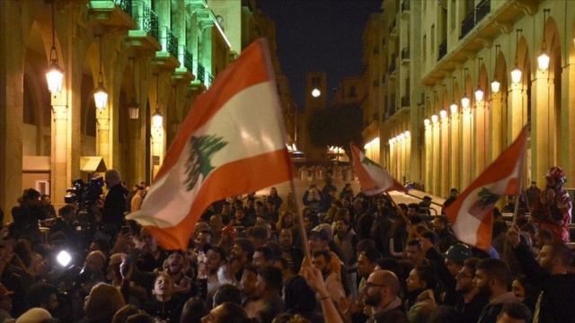 Lübnan&#039;da Diyab&#039;ın hükümeti kurmakla görevlendirilmesi protesto edildi