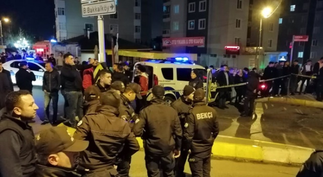Maltepe’de otomobile kurşun yağdırdılar: 2 yaralı Maltepe’de otomobile kurşun yağdırdılar: 2 yaralı