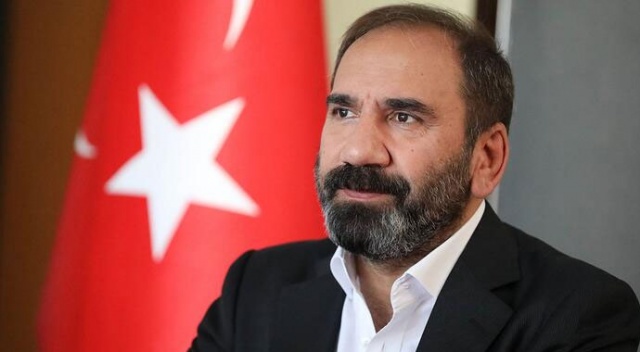Mecnun Otyakmaz: &#039;Firavun varsa Musa var, laneti varsa Felak-Nas var!&#039;