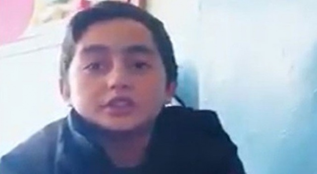 Öğrenciden Bakan Selçuk&#039;a şarkılı davet