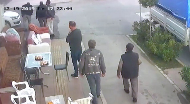 Özür beklerken kaçan sürücüye kızıp polise şikayetçi oldu Özür beklerken kaçan sürücüye kızıp polise şikayetçi oldu