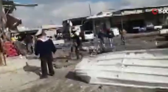 Rus uçakları Maaret el Numan’da pazar yerini vurdu: 11 ölü, 15 yaralı Rus uçakları Maaret el Numan’da pazar yerini vurdu: 11 ölü, 15 yaralı