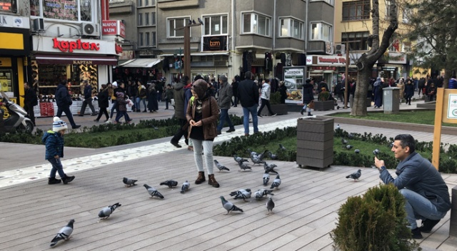 Sıcak hava yüzleri güldürdü Sıcak hava yüzleri güldürdü