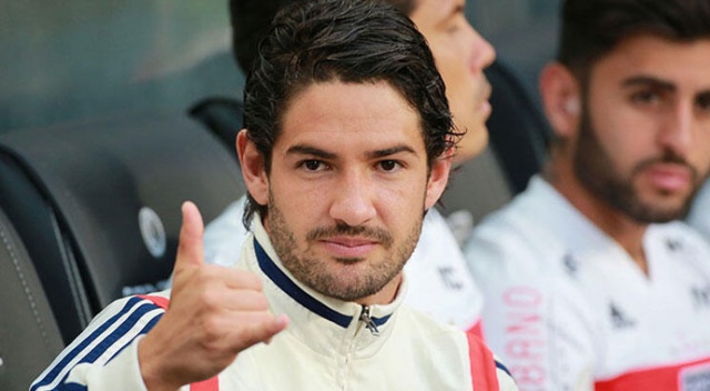 Sivasspor'dan Pato bombası! Türkiye'ye mi geliyor? Sivasspor'dan Pato bombası! Türkiye'ye mi geliyor?