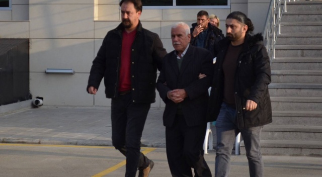 Tekirdağ'da 72 yaşındaki kişiyi bıçakla öldürdüğü iddia edilen 69 yaşındaki zanlı tutuklandı Tekirdağ'da 72 yaşındaki kişiyi bıçakla öldürdüğü iddia edilen 69 yaşındaki zanlı tutuklandı