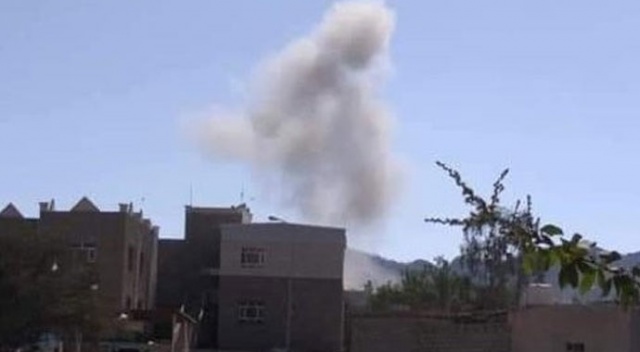 Yemen'de askeri mezuniyet törenine saldırı: 7 ölü Yemen'de askeri mezuniyet törenine saldırı: 7 ölü