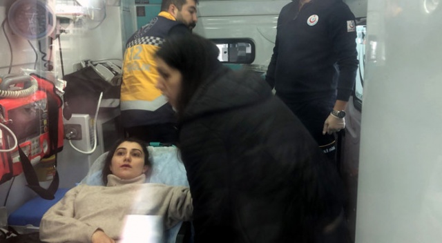 Yolda yürürken tanımadığı adamın tekme tokat saldırısına uğradı Yolda yürürken tanımadığı adamın tekme tokat saldırısına uğradı