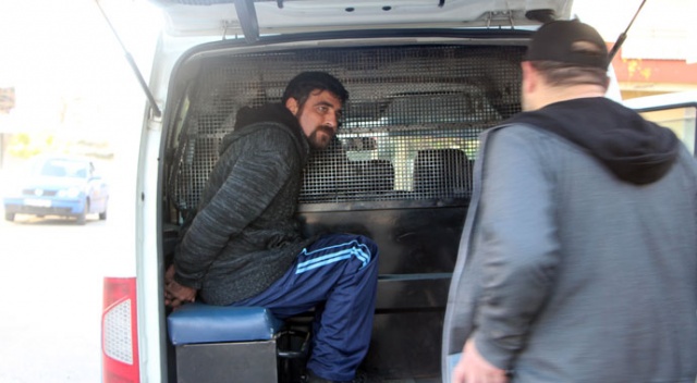 &#039;İnsanlara zarar verse daha mı iyi olacak&#039; deyip, köpeği bıçaklayarak öldürdü