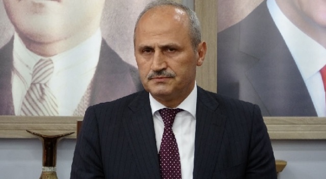 "Kanal İstanbul projesinde çevreye en az zarar verecek güzergah seçildi" "Kanal İstanbul projesinde çevreye en az zarar verecek güzergah seçildi"