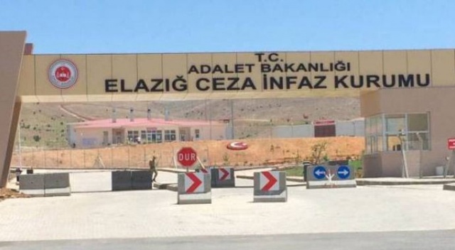 Adalet Bakanı Gül'den deprem sonrası boşaltılan cezaevi ile ilgili açıklama Adalet Bakanı Gül'den deprem sonrası boşaltılan cezaevi ile ilgili açıklama