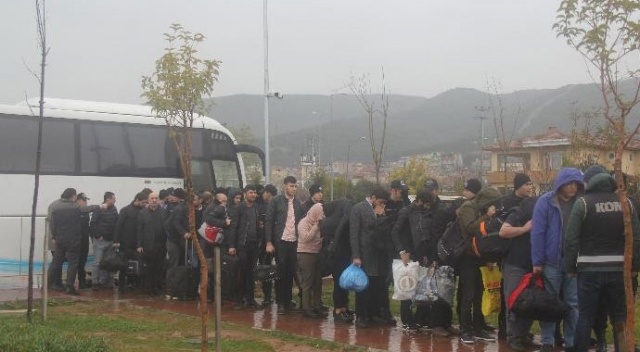Akaryakıt kayıtlarını silerek devleti 803 milyon 870 bin TL zarara soktular