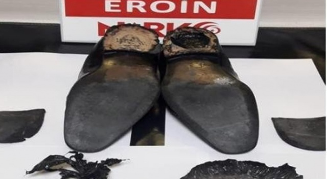 Ayakkabısının topuğunda eroinle yakalandı Ayakkabısının topuğunda eroinle yakalandı
