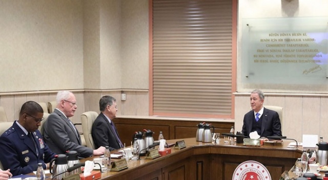 Bakan Akar, Satterfield ve Jeffrey'i kabul etti