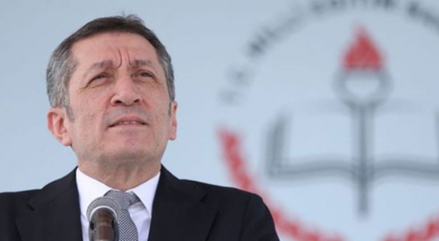 Bakan Ziya Selçuk'tan Barış Manço'nun doğum gününe özel paylaşım Bakan Ziya Selçuk'tan Barış Manço'nun doğum gününe özel paylaşım