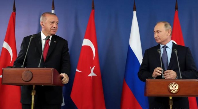 Cumhurbaşkanı Erdoğan’dan Putin’e özel kitap
