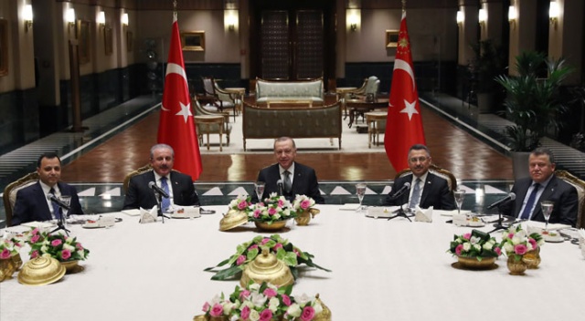 Cumhurbaşkanı Erdoğan, yasama, yürütme yargı organı temsilcileri ile bir araya geldi Cumhurbaşkanı Erdoğan, yasama, yürütme yargı organı temsilcileri ile bir araya geldi