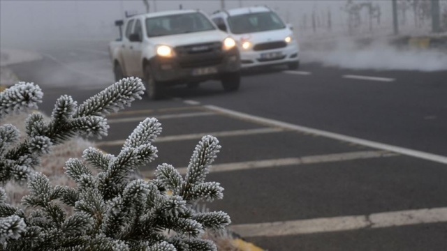 Dikkat! Meteoroloji uyardı: Buzlanma ve don bekleniyor Dikkat! Meteoroloji uyardı: Buzlanma ve don bekleniyor