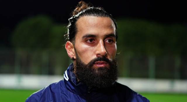 Erkan Zengin: Milan İbrahimovic'e hafif gelir