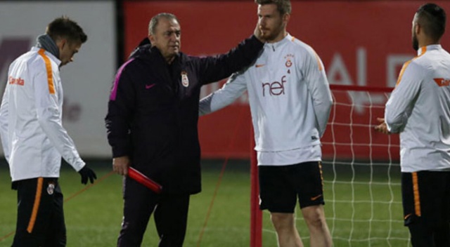 Galatasaray, devre arası çalışmalarının İstanbul etabını tamamladı Galatasaray, devre arası çalışmalarının İstanbul etabını tamamladı