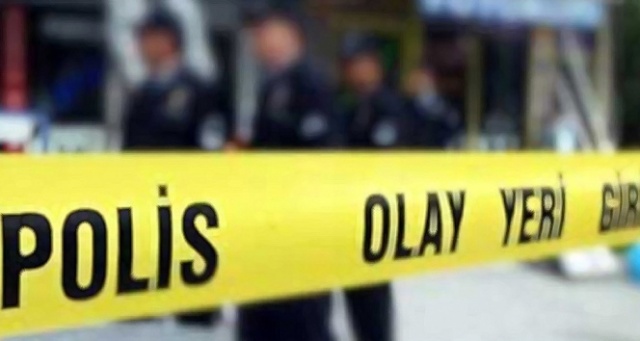 İzmir&#039;de silahlı saldırı: 2 ölü