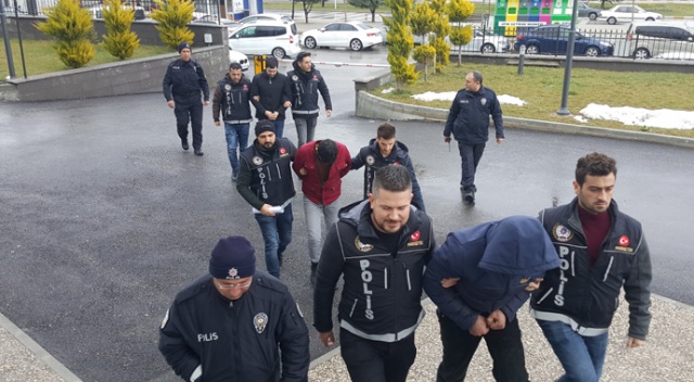 Karaman&#039;da uyuşturucudan gözaltına alınan 3 kişi tutuklandı