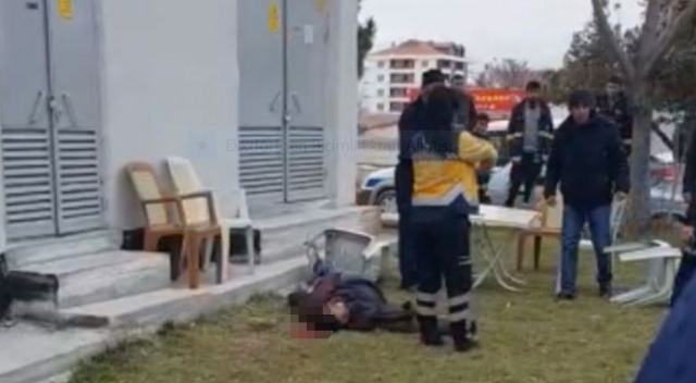 Kuzenlerin kavgası kanlı bitti: 1 ağır yaralı Kuzenlerin kavgası kanlı bitti: 1 ağır yaralı