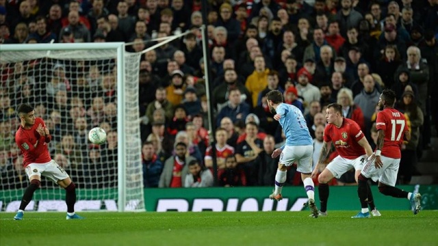 Manchester derbisini kazanan Maviler kupada avantaj sağladı Manchester derbisini kazanan Maviler kupada avantaj sağladı