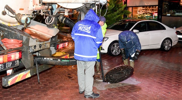 Meteoroloji kırmızı kodlu uyarı verdi, belediye teyakkuza geçti! Meteoroloji kırmızı kodlu uyarı verdi, belediye teyakkuza geçti!