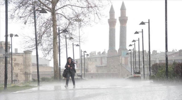 Meteorolojiden 5 il için yağış ve fırtına uyarısı