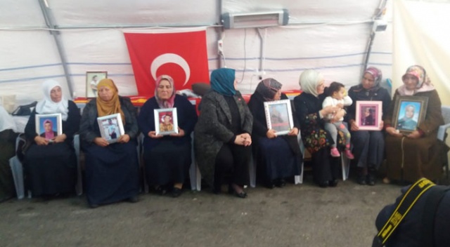 Ne kavurucu sıcak ne de dondurucu soğuk engelledi... Aileler eylemlerinde 122&#039;nci günü geride bıraktı