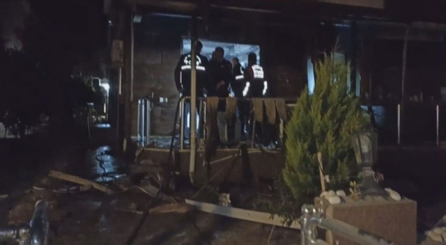 Önce tartışma sesleri yükseldi, ardından patlama meydana geldi: 1’i ağır 2 yaralı Önce tartışma sesleri yükseldi, ardından patlama meydana geldi: 1’i ağır 2 yaralı