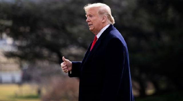 Trump'ın Florida'daki tesisinde şüpheli araç paniği Trump'ın Florida'daki tesisinde şüpheli araç paniği