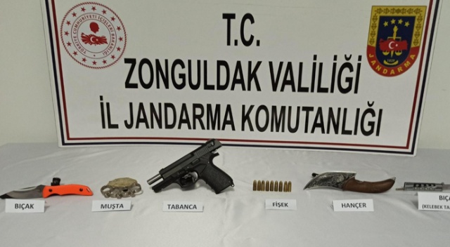 Üzerinden cephanelik çıktı Üzerinden cephanelik çıktı