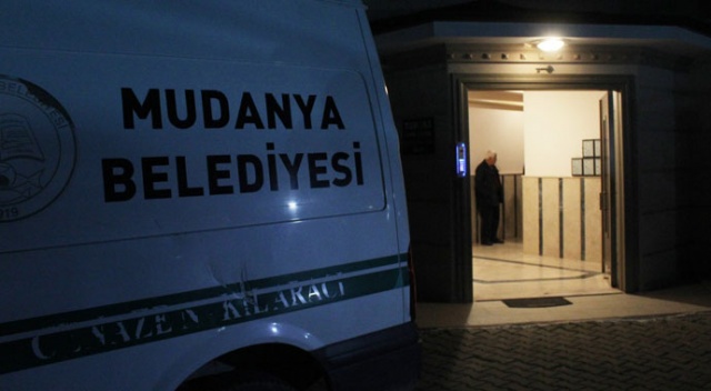 Yaşlı çifti evlerinde ölü bulundu Yaşlı çifti evlerinde ölü bulundu