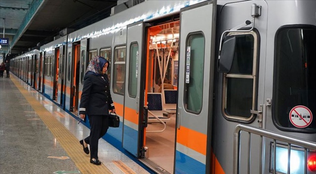 Yenikapı-Hacıosman metrosu cumartesi günleri de 8'li trenlerle hizmet verecek Yenikapı-Hacıosman metrosu cumartesi günleri de 8'li trenlerle hizmet verecek