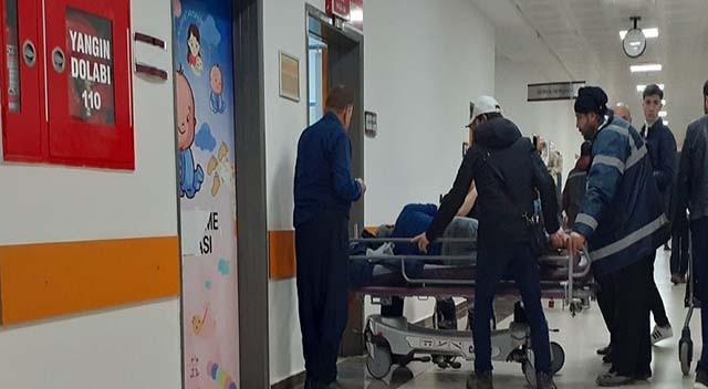 Adıyaman'da işçi servisi devrildi: 15 yaralı Adıyaman'da işçi servisi devrildi: 15 yaralı