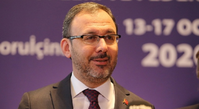 Bakan Kasapoğlu’ndan milli karatecilere tebrik