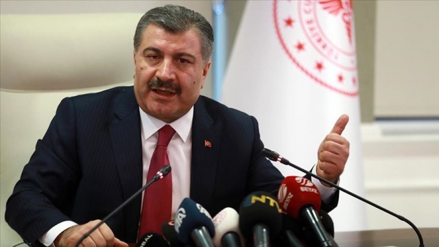 Bakan Koca: İtalya, Güney Kore ve Irak ile tüm yolcu uçuşları durduruldu Bakan Koca: İtalya, Güney Kore ve Irak ile tüm yolcu uçuşları durduruldu
