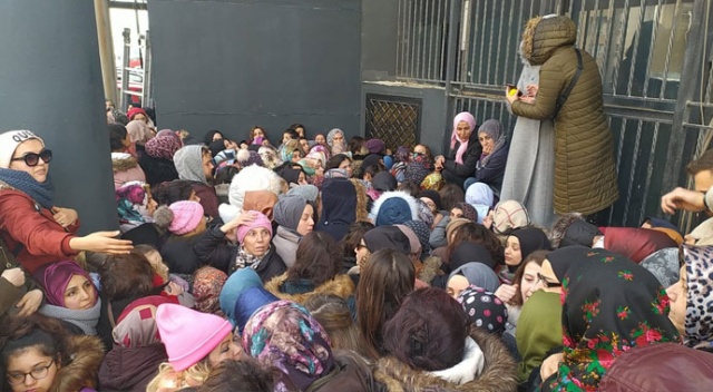 Bursa'da izdiham! Fenalaşanlar oldu, olay yerine polis ekipleri sevk edildi Bursa'da izdiham! Fenalaşanlar oldu, olay yerine polis ekipleri sevk edildi