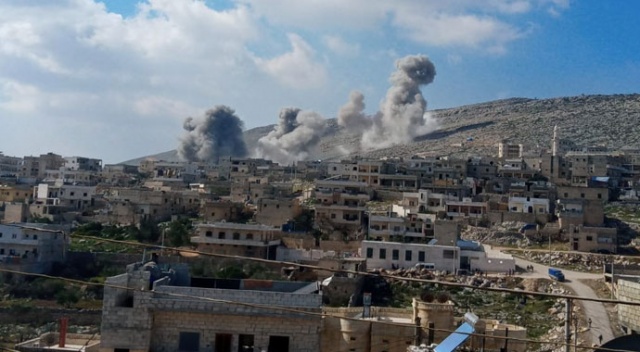 Esad rejimi ve Rus savaş uçakları Halep kırsalını vurdu