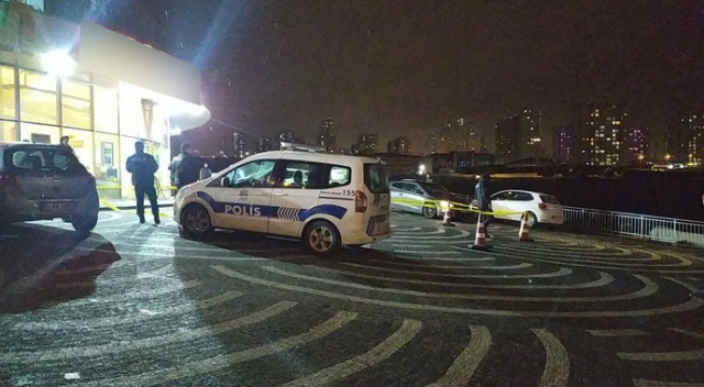 Hırsızı durdurmak isterken silahla başından vuruldu