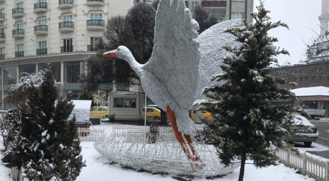Iğdır’da yoğun kar yağışı, birçok köy yolu kapandı Iğdır’da yoğun kar yağışı, birçok köy yolu kapandı