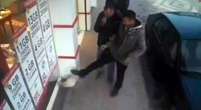 Kediye tekme atan şahsa para cezası