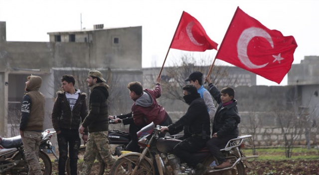 Mehmetçiğe sevgi seli Mehmetçiğe sevgi seli