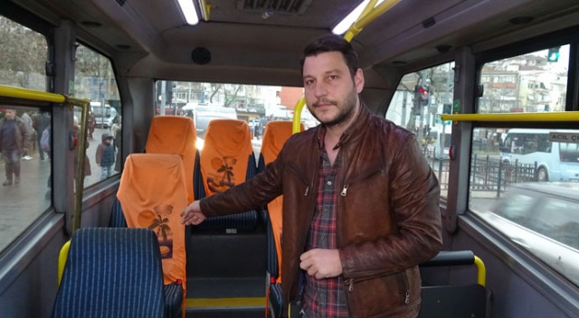 Minibüs şoföründen örnek davranış! Unutulan çantayı sahibine teslim edene kadar muhafaza etti