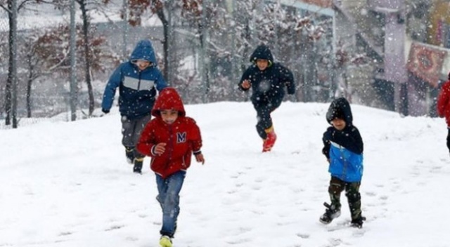 Sakarya'da eğitime kar engeli Sakarya'da eğitime kar engeli