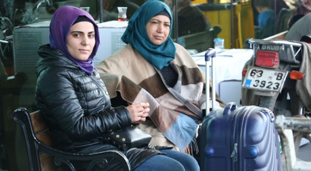 Şanlıurfa&#039;da mülteciler terminallere akın etti